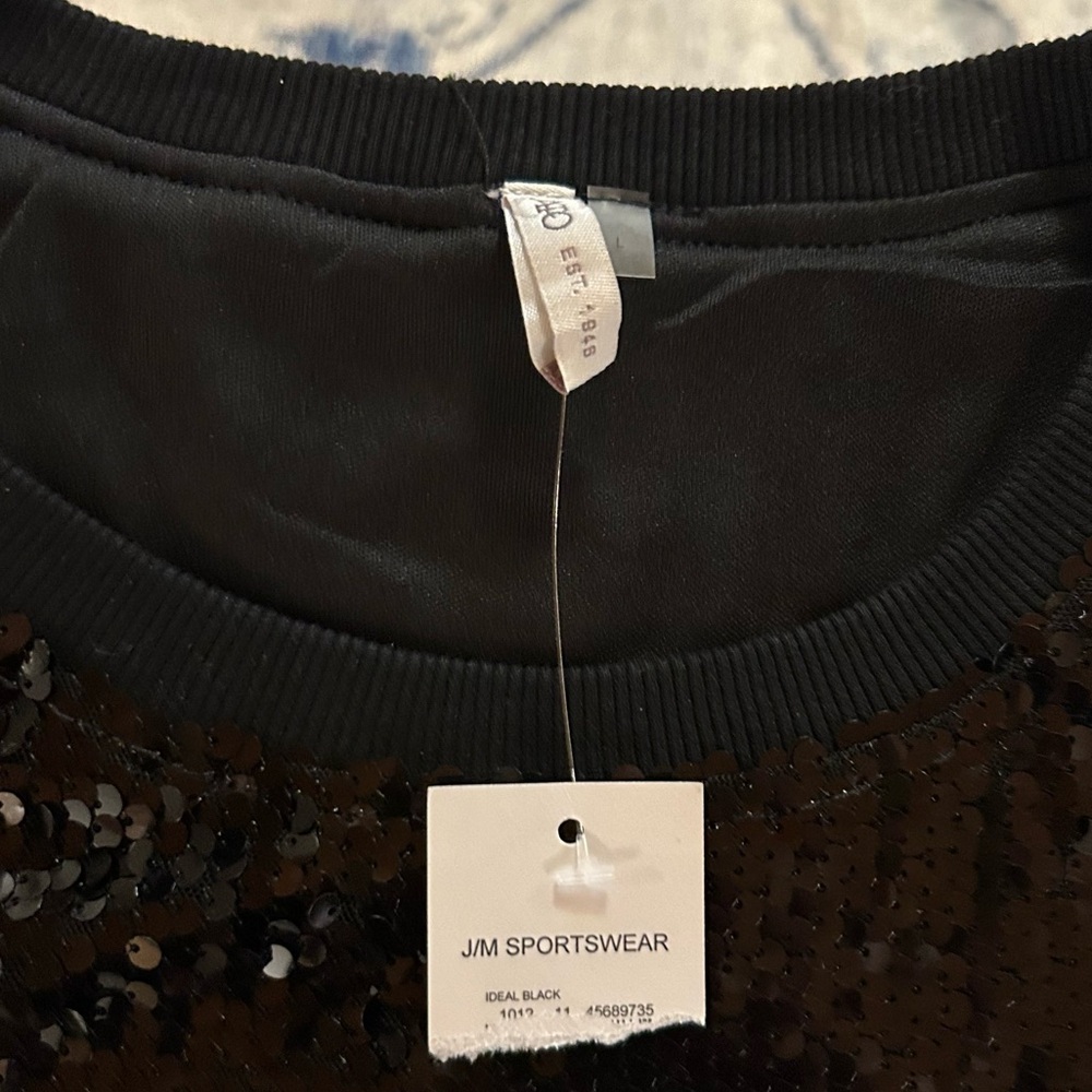 Sequin football 🏈 top, size L, black and white sequins, game day, costume, bling - Picture 6 of 7